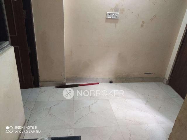 Flat for rent in South Delhi, Deri