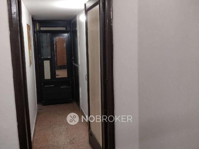 Flat for rent in South Delhi, Deri