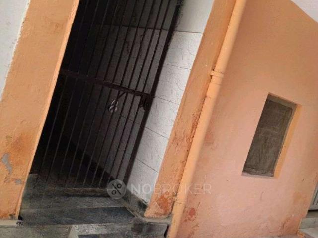 Flat for rent in Noida, Gautam Buddha Nagar