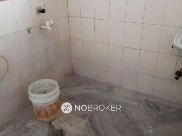 Flat for rent in Sector 48, Noida