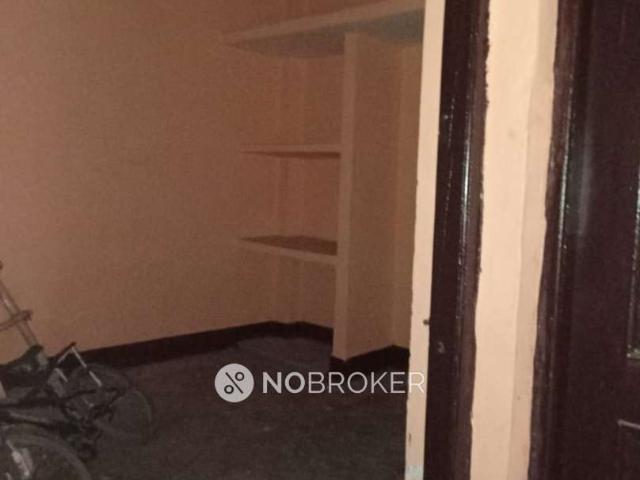 Flat for rent in Sector 19, Noida