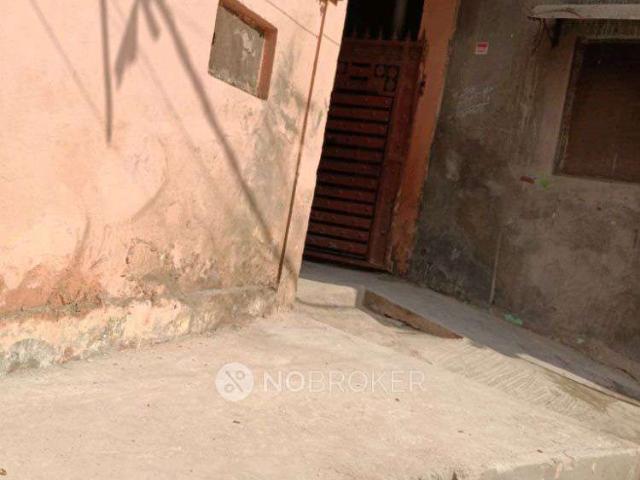 Flat for rent in Sector 66, Noida