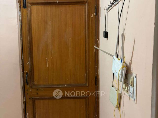 Flat for rent in Central Delhi, Deri