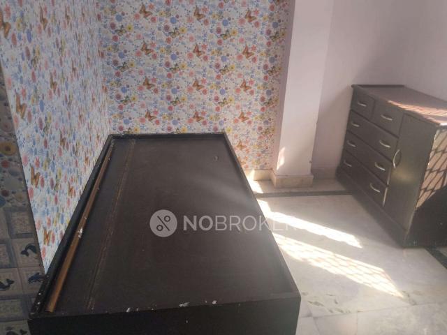 Flat for rent in West Delhi, Deri