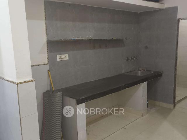 Flat for rent in East Delhi, Deri