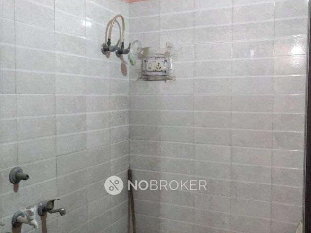 Flat for rent in West Delhi, Deri