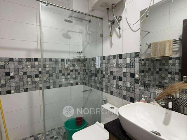 Flat for rent in Deri