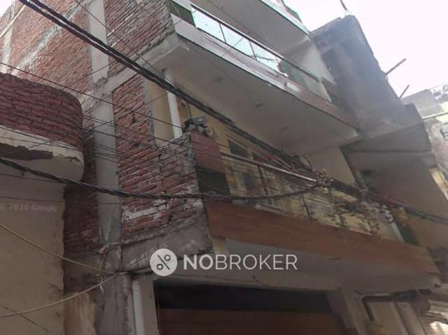Flat for rent in South Delhi, Deri
