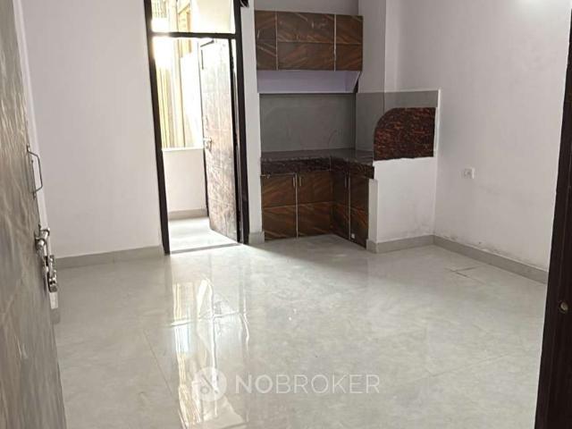 Flat for rent in Deri