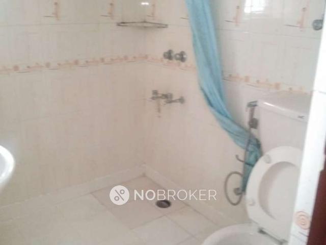 Flat for rent in South Delhi, Deri