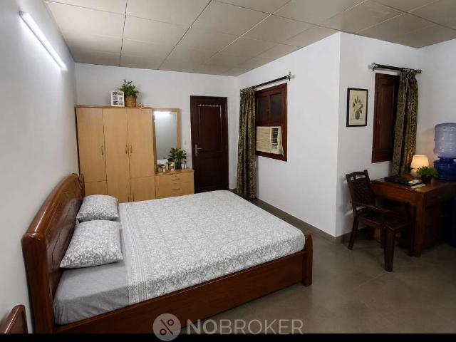 Flat for rent in West Delhi, Deri