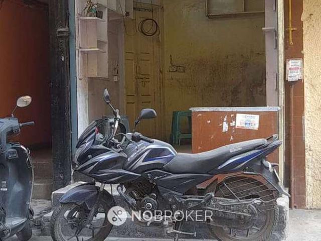 Flat for sale in South Delhi, Deri