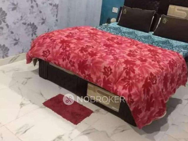 Flat for sale in South West Delhi, Deri