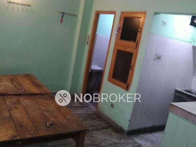 Flat for rent in North West Delhi, Deri
