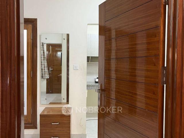 Flat for rent in Deri