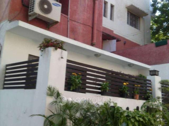 Flat for rent in Deri