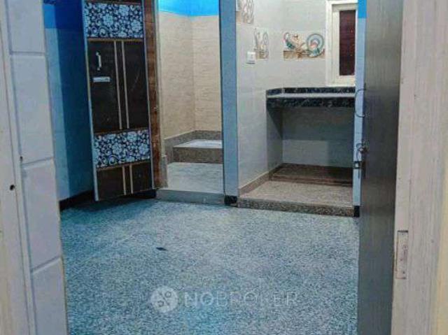 Flat for rent in Deri