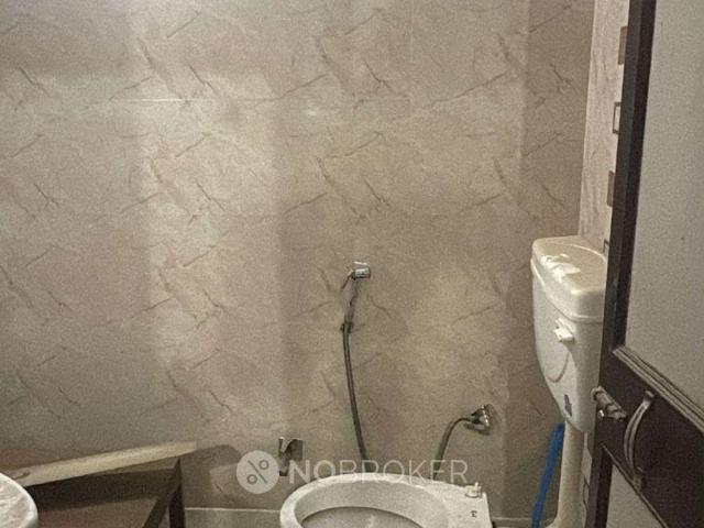 Flat for rent in Deri