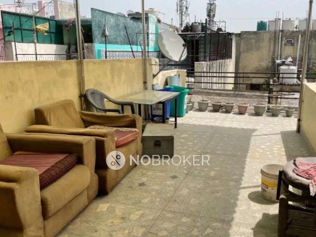 Flat for rent in North West Delhi, Deri