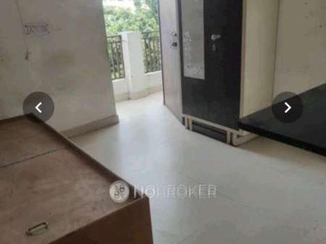 Flat for rent in Deri