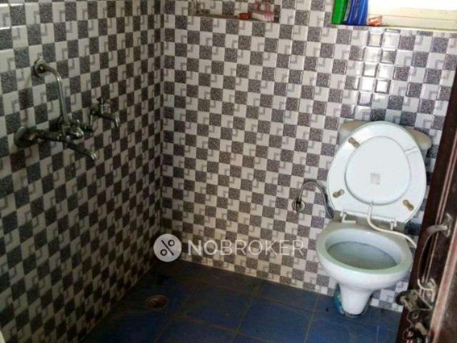 Flat for rent in South West Delhi, Deri