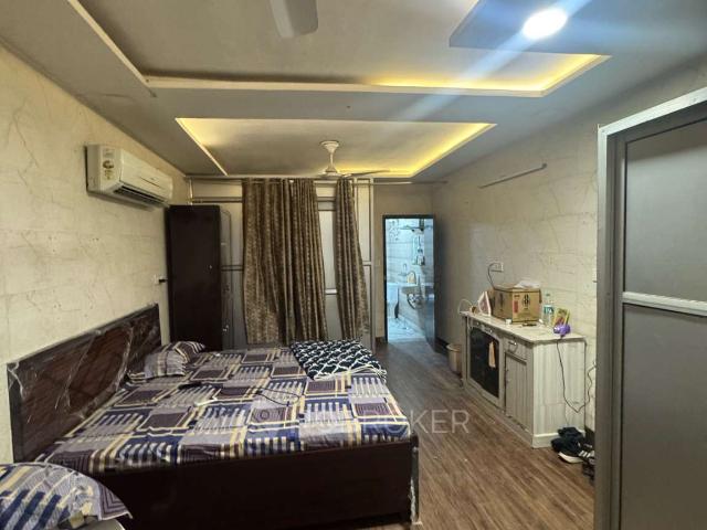 Flat for rent in North West Delhi, Deri