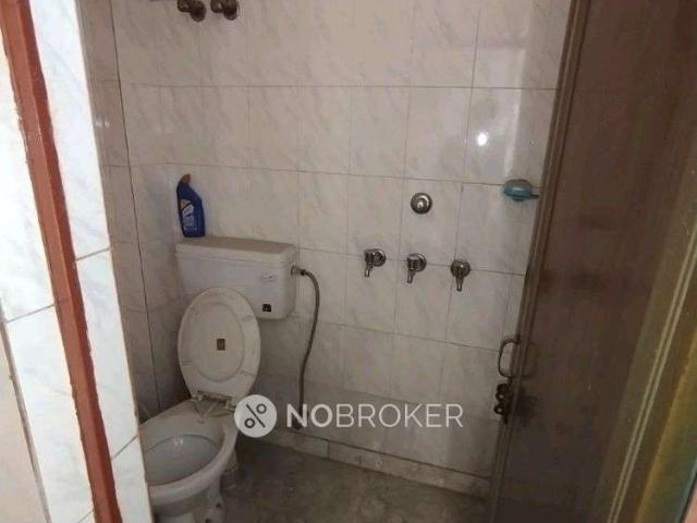 Flat for rent in East Delhi, Deri