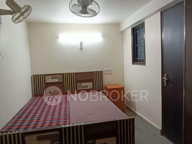 Flat for rent in Deri