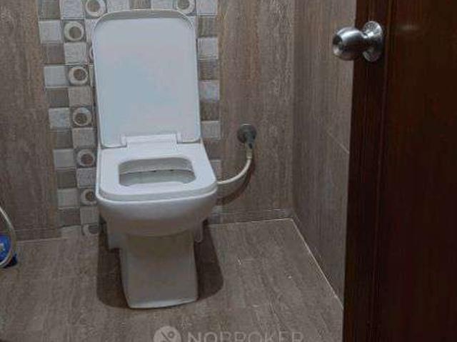 Flat for rent in Adyar, Tamil Nadu