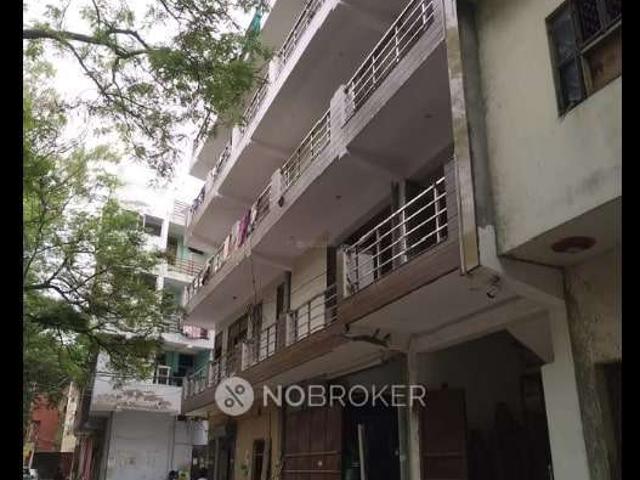 Flat for rent in Deri