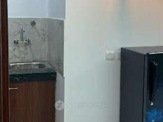 Flat for rent in South Delhi, Deri