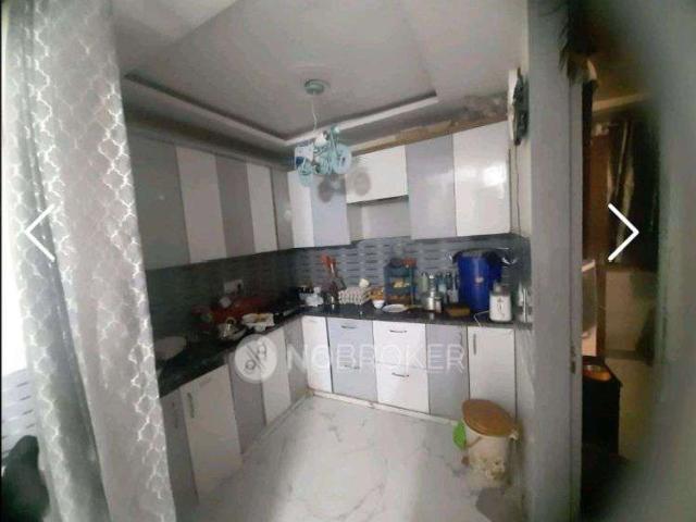 Flat for rent in West Delhi, Deri