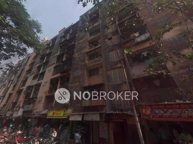 Flat for sale in Bandra East, Mumbai