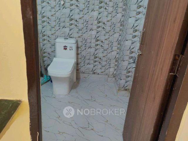 Flat for rent in Central Delhi, Deri