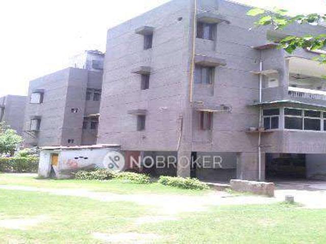 Flat for rent in East Delhi, Deri