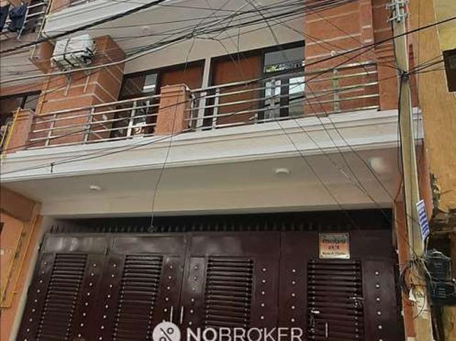 Flat for rent in South Delhi, Deri