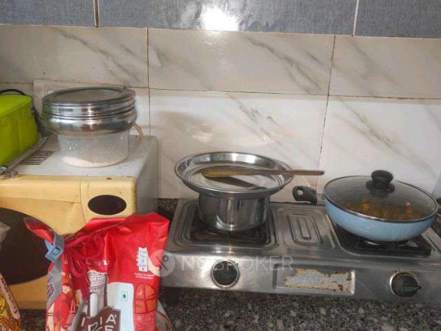 Flat for rent in South Delhi, Deri