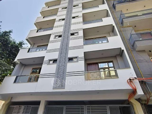 Flat for rent in South Delhi, Deri