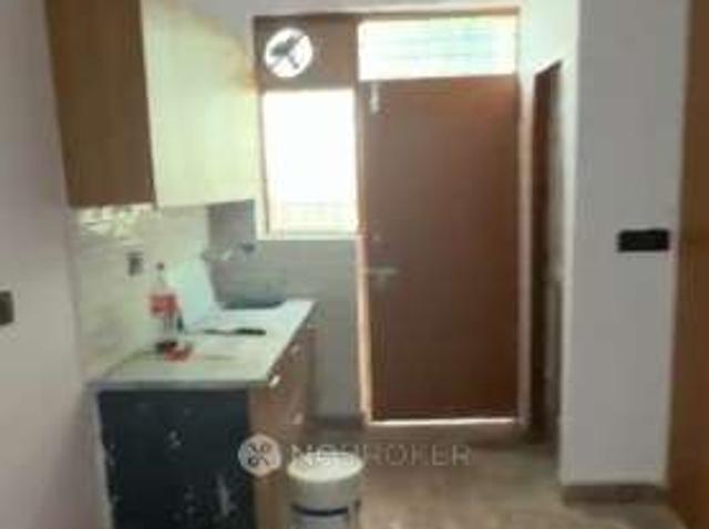 Flat for rent in West Delhi, Deri