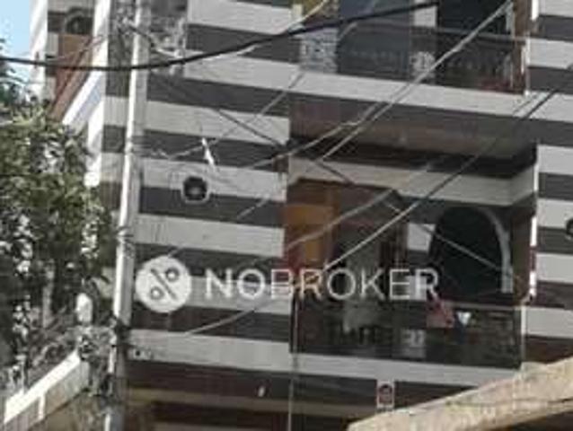 Flat for rent in Deri