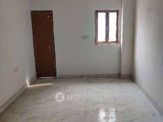 Flat for rent in Deri