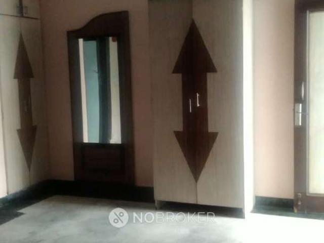 Flat for rent in Ghaziabad