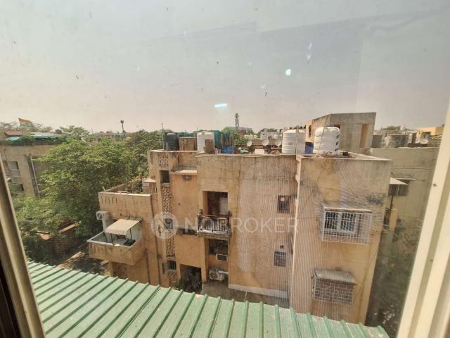 Flat for rent in Deri