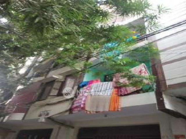 Flat for rent in East Delhi, Deri