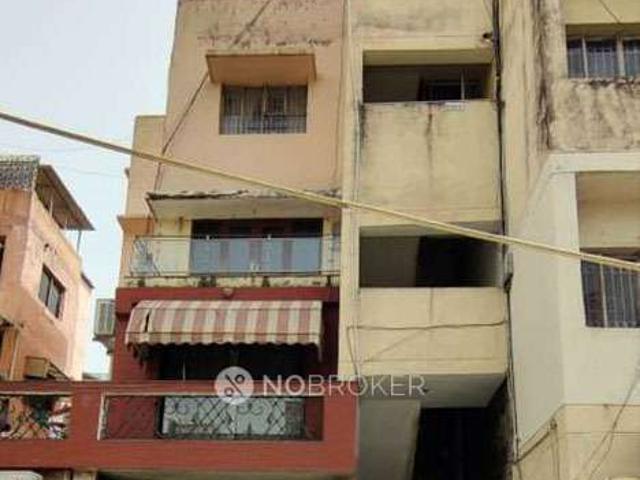 Flat for rent in Deri