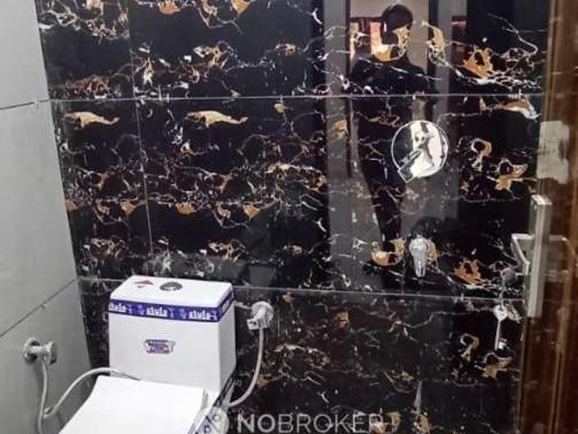 Flat for rent in West Delhi, Deri