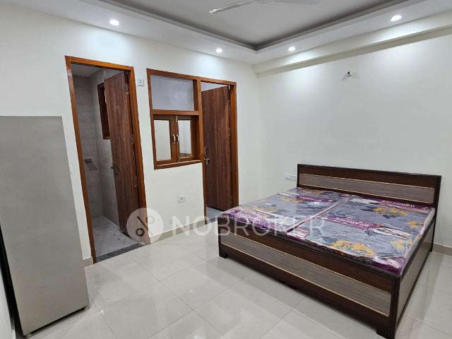 Flat for rent in Deri