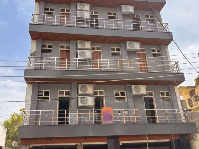 Flat for rent in Hariana