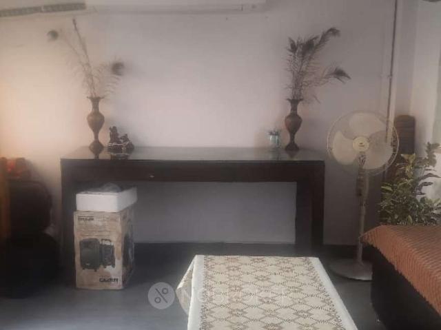 Flat for rent in West Delhi, Deri