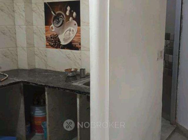 Flat for rent in West Delhi, Deri